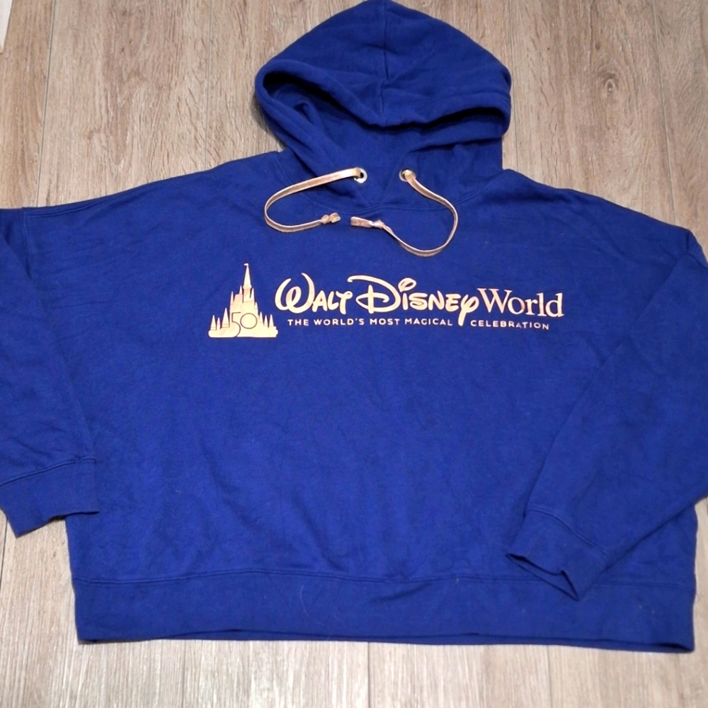 New Walt Disney World 50th Anniversary Crop  Sweatshirt Gold Castle Womans 1XL